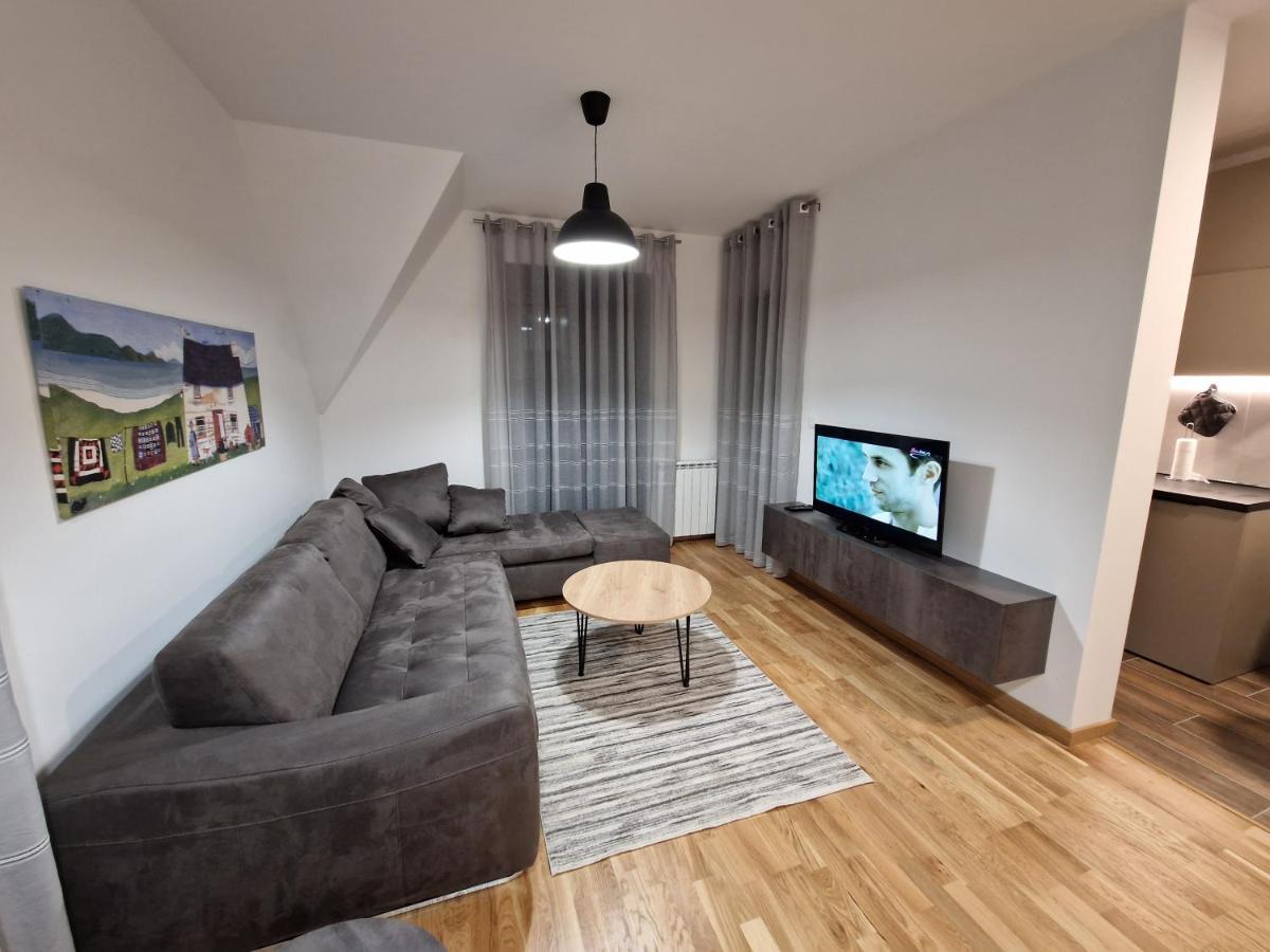 U Centru Kolasina Sa Garazom Apartment Kolašin